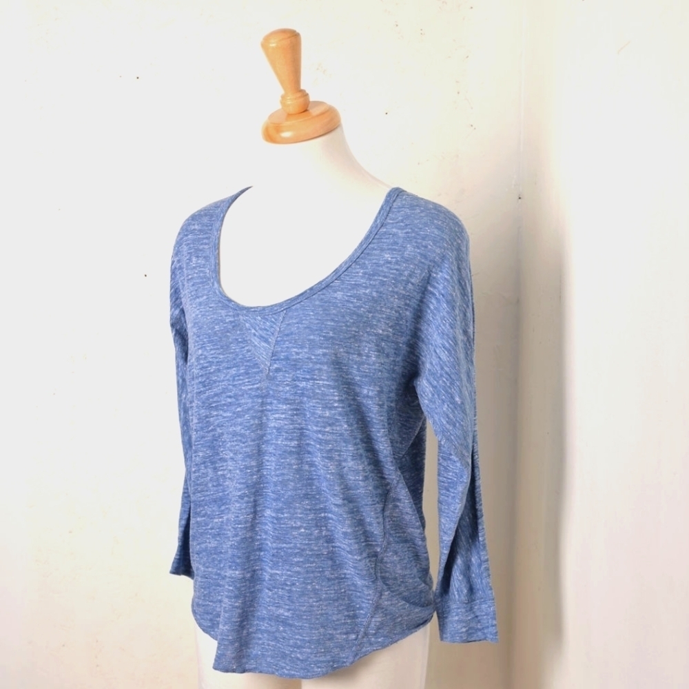 Wilfred Free | Blue speckled deep scoop neck simple women's sweater
